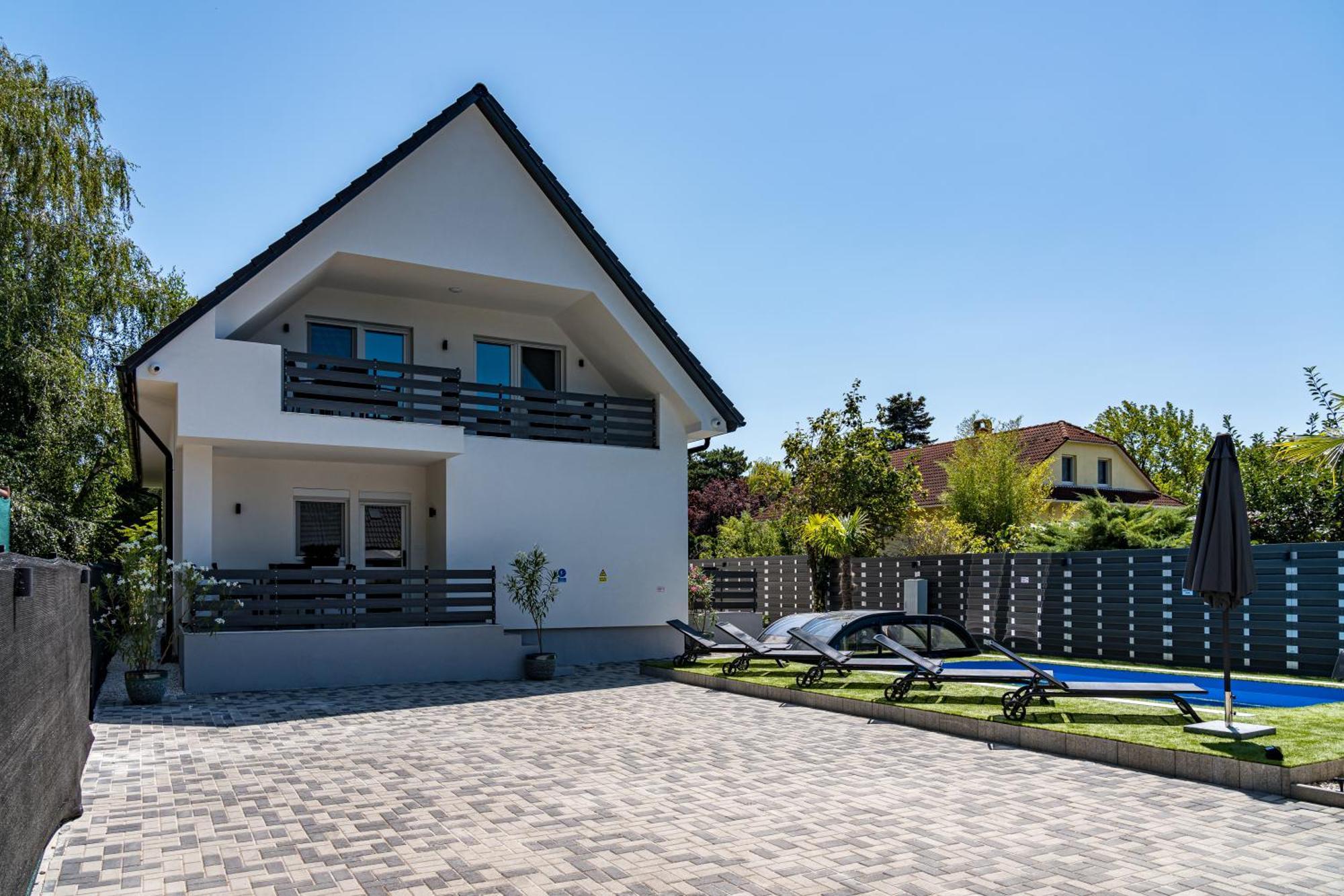 שיופוק Balatonic Lime Apartmanhaz מראה חיצוני תמונה