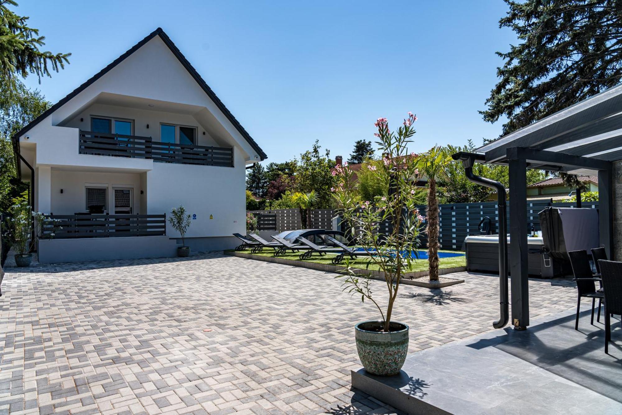 שיופוק Balatonic Lime Apartmanhaz מראה חיצוני תמונה