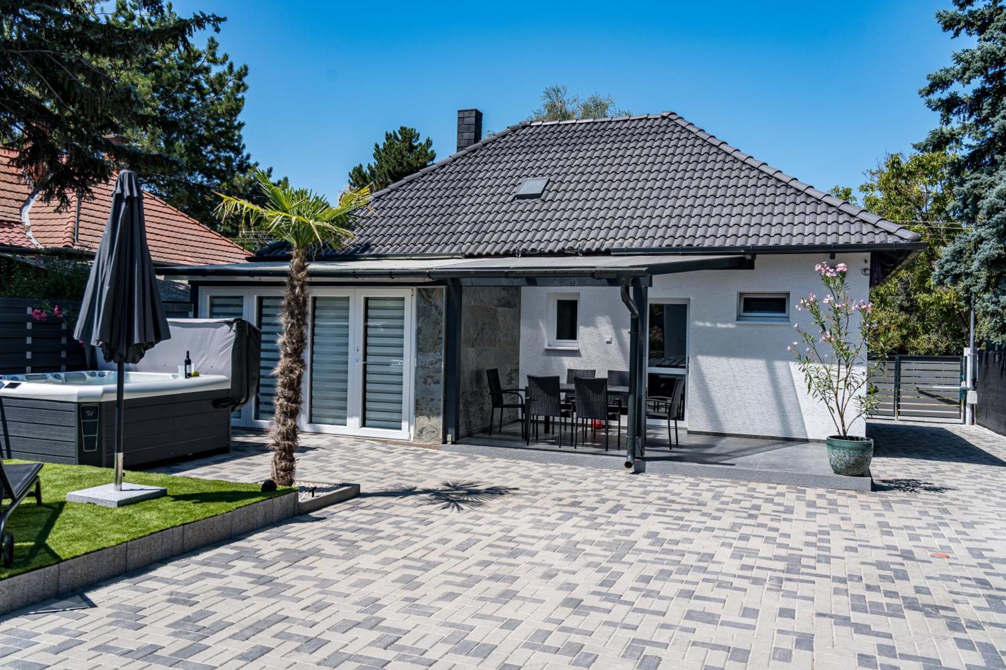 שיופוק Balatonic Lime Apartmanhaz מראה חיצוני תמונה