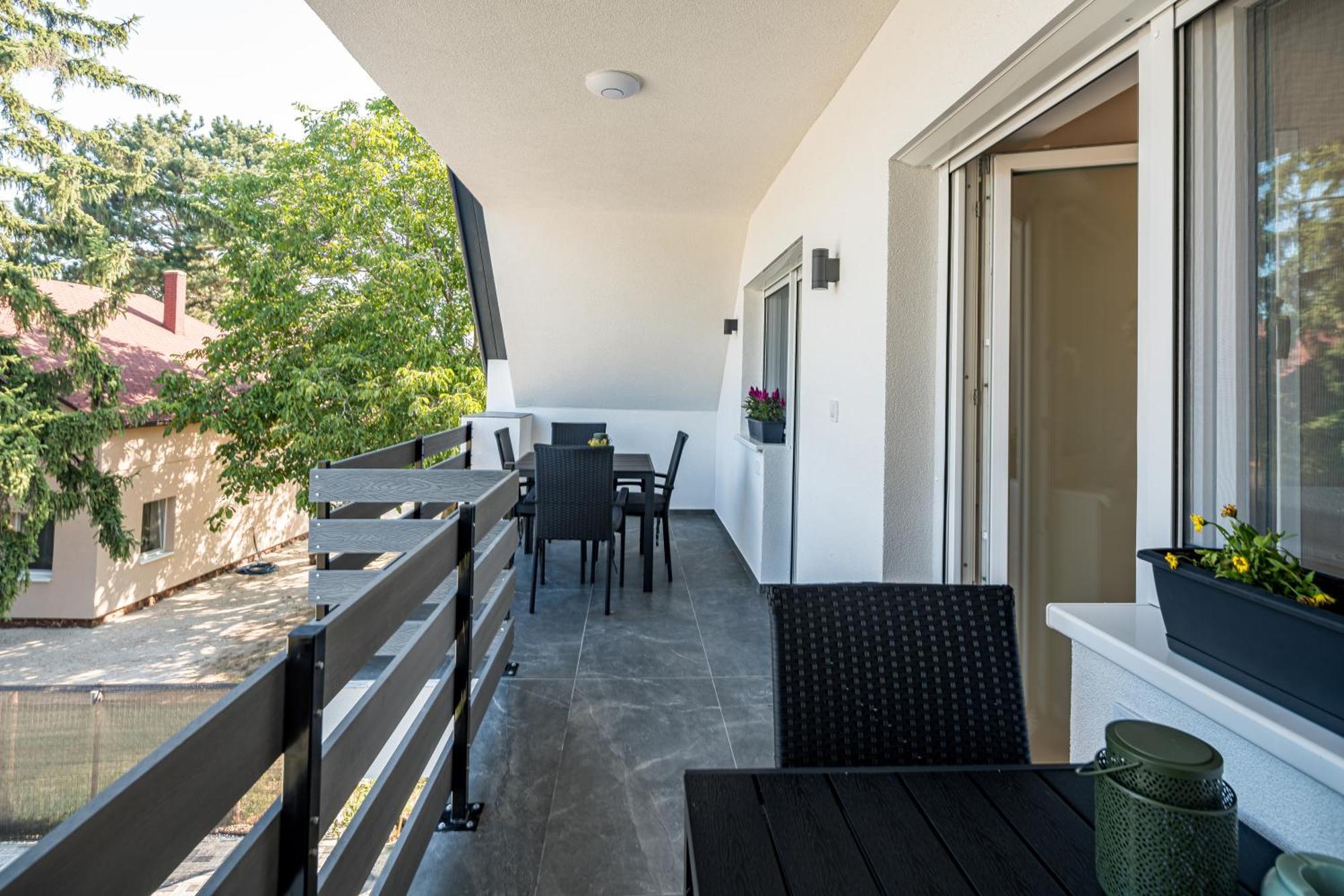 שיופוק Balatonic Lime Apartmanhaz מראה חיצוני תמונה